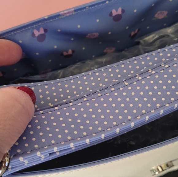 Minnie Mouse Floral and Lace Crossbody Bag - Picture 5 of 5